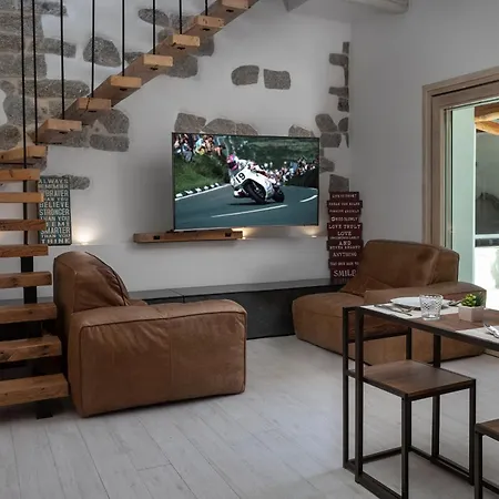 Art And Nature 招待所 3*