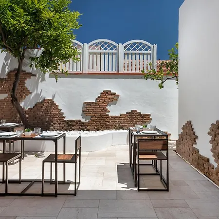 Art And Nature 招待所 3*