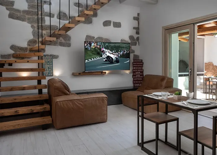 Art And Nature 招待所 3*